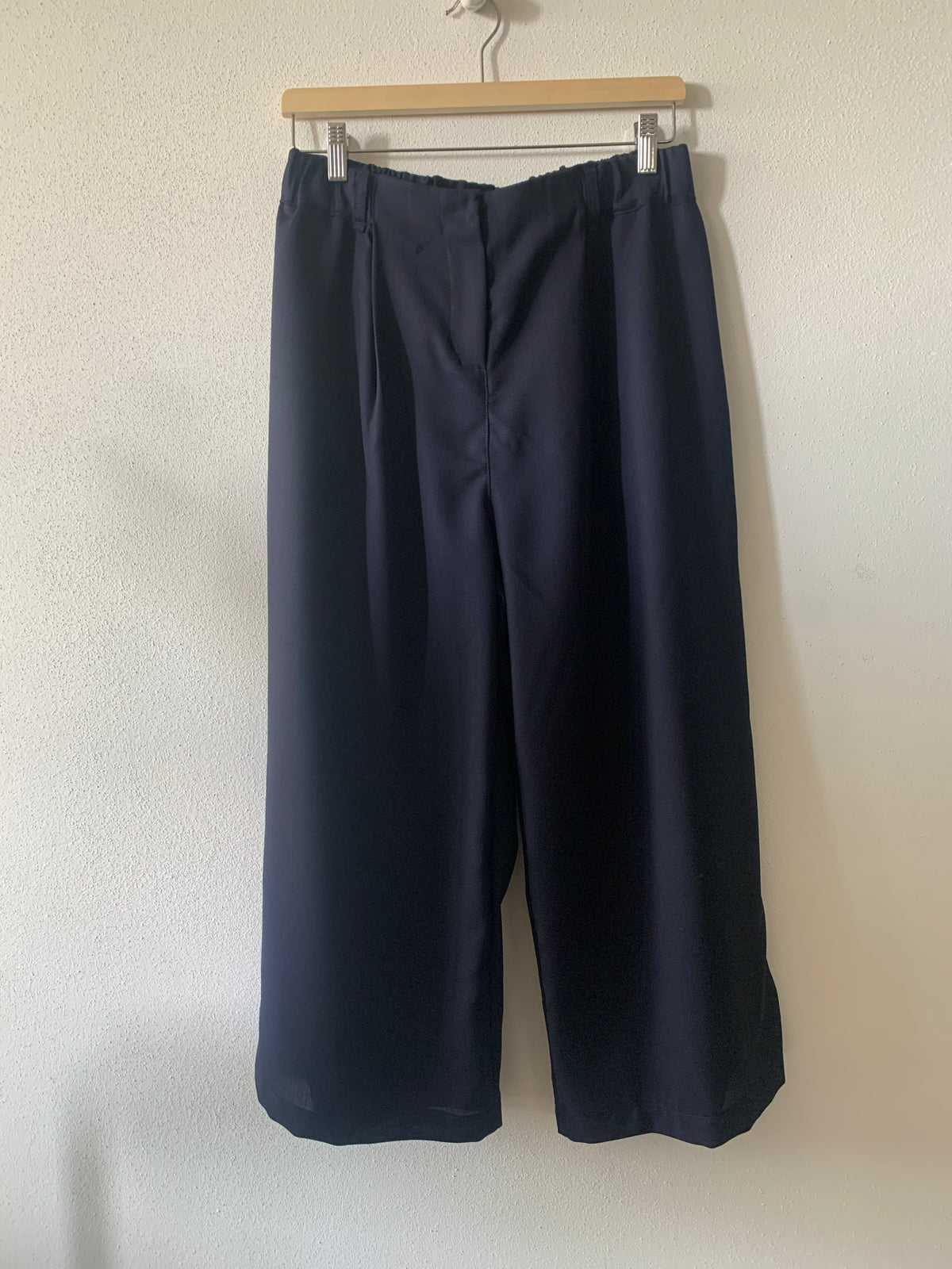 Ambra – pantalone a palazzo sartoriale handmade in lana deadstock