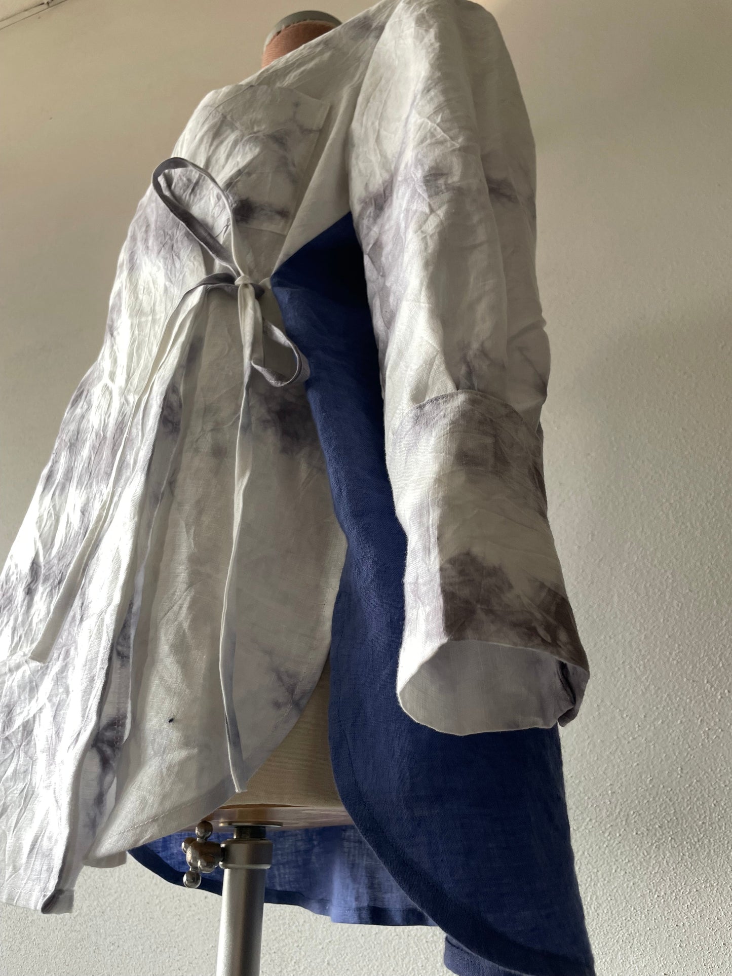 Polsino sartoriale con bottoni vintage della camicia handmade Frida