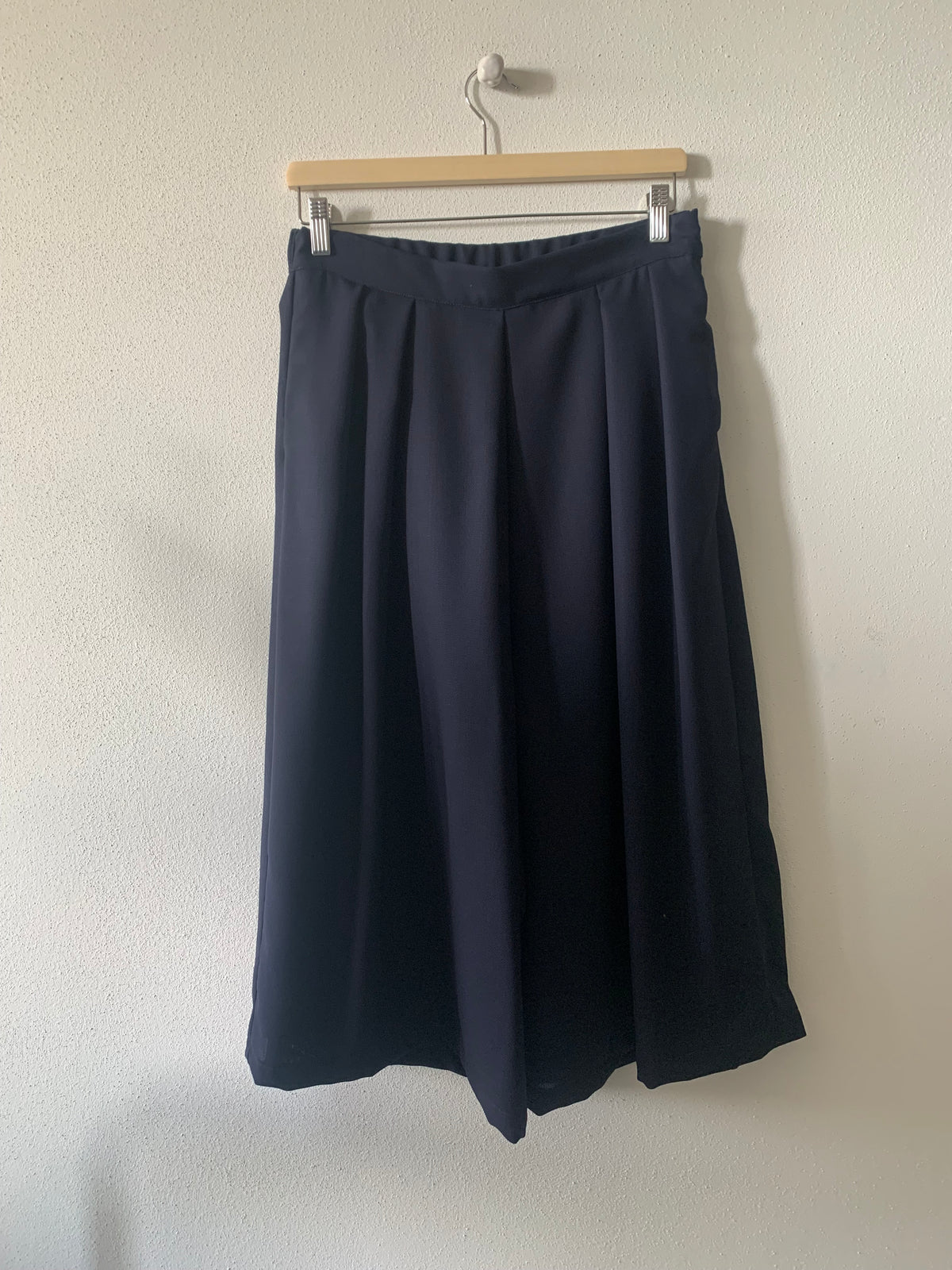 Elsa – gonna pantalone sartoriale in lana deadstock