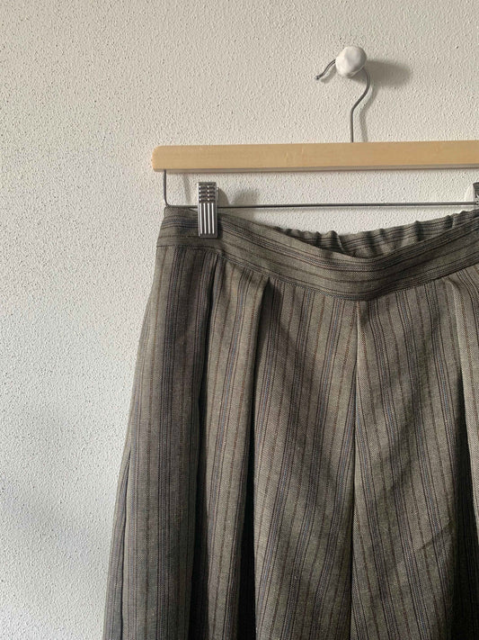 Elsa – gonna pantalone sartoriale in lino gessato deadstock