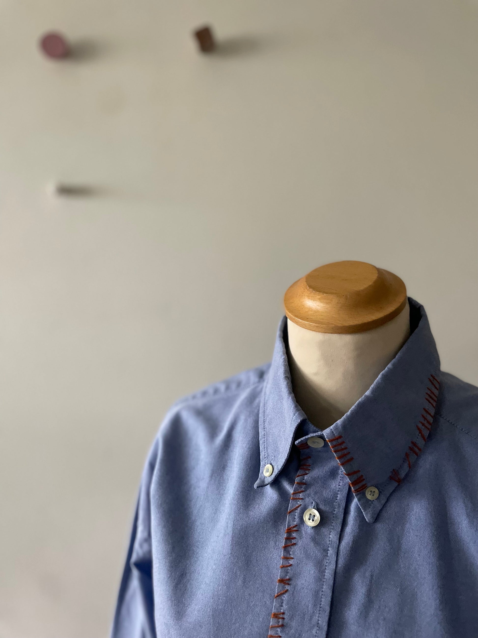 Camicia reworked donna con dettagli a bacchette ricamati a manoe vestibilità morbida Vestocircolare